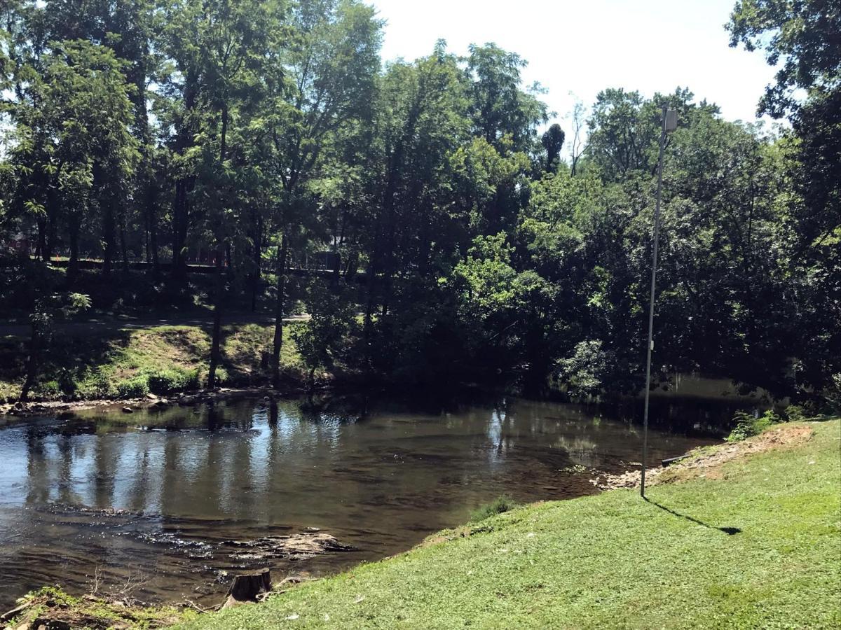 The River Cottage Pigeon Forge Eksteriør bilde